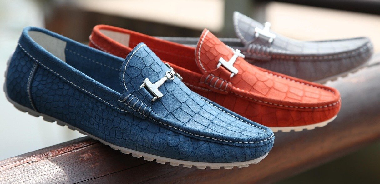 comfortable senior walking shoes for men with good support